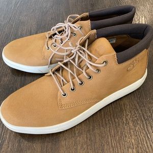 Men’s Timberland casual boots size 9.5
